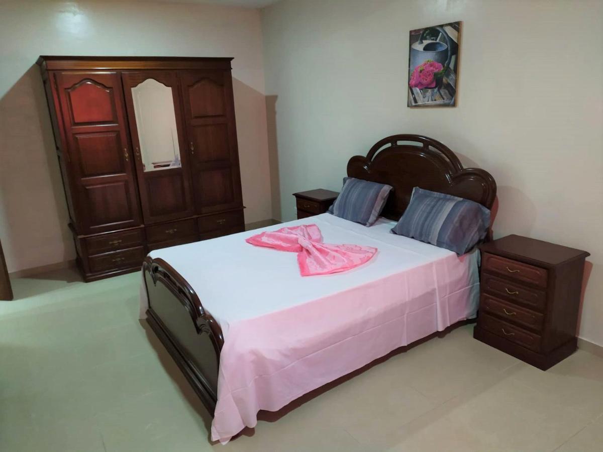 Casa Cabral : Big Apartment Next To The Beach Таррафал Екстер'єр фото